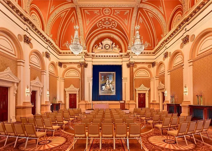 Hotels Near the Gaiety Theatre Dublin: Your Ultimate Guide to Accommodations in the City
